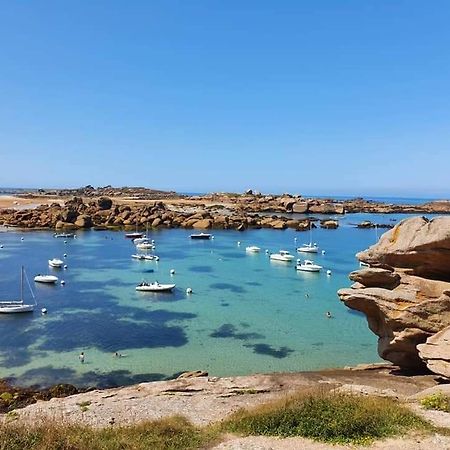studio exposé plein sud vu sur le port de plaisance Perros-Guirec Exterior foto